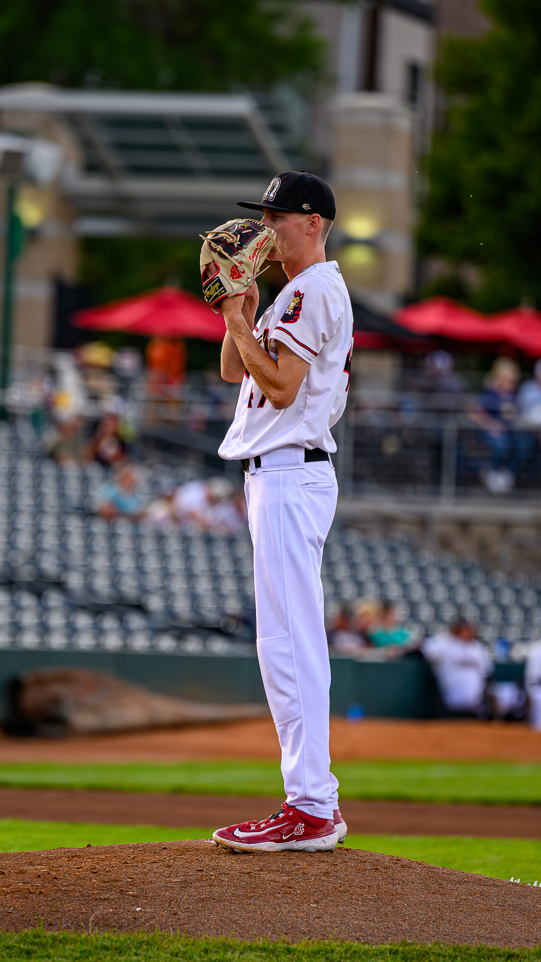 Spencer Sweet in 3-0 Mustangs Win